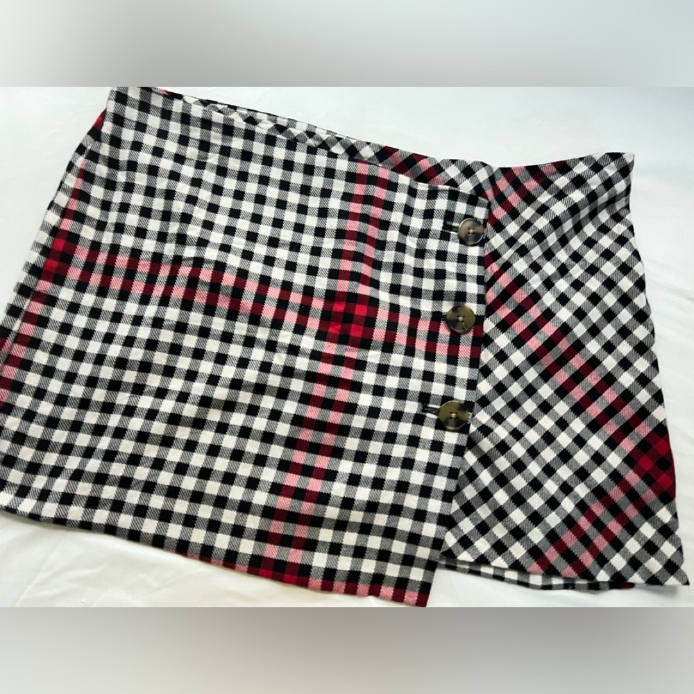 Plus size WHO What Wear red & black plaid wrap skirt 24w